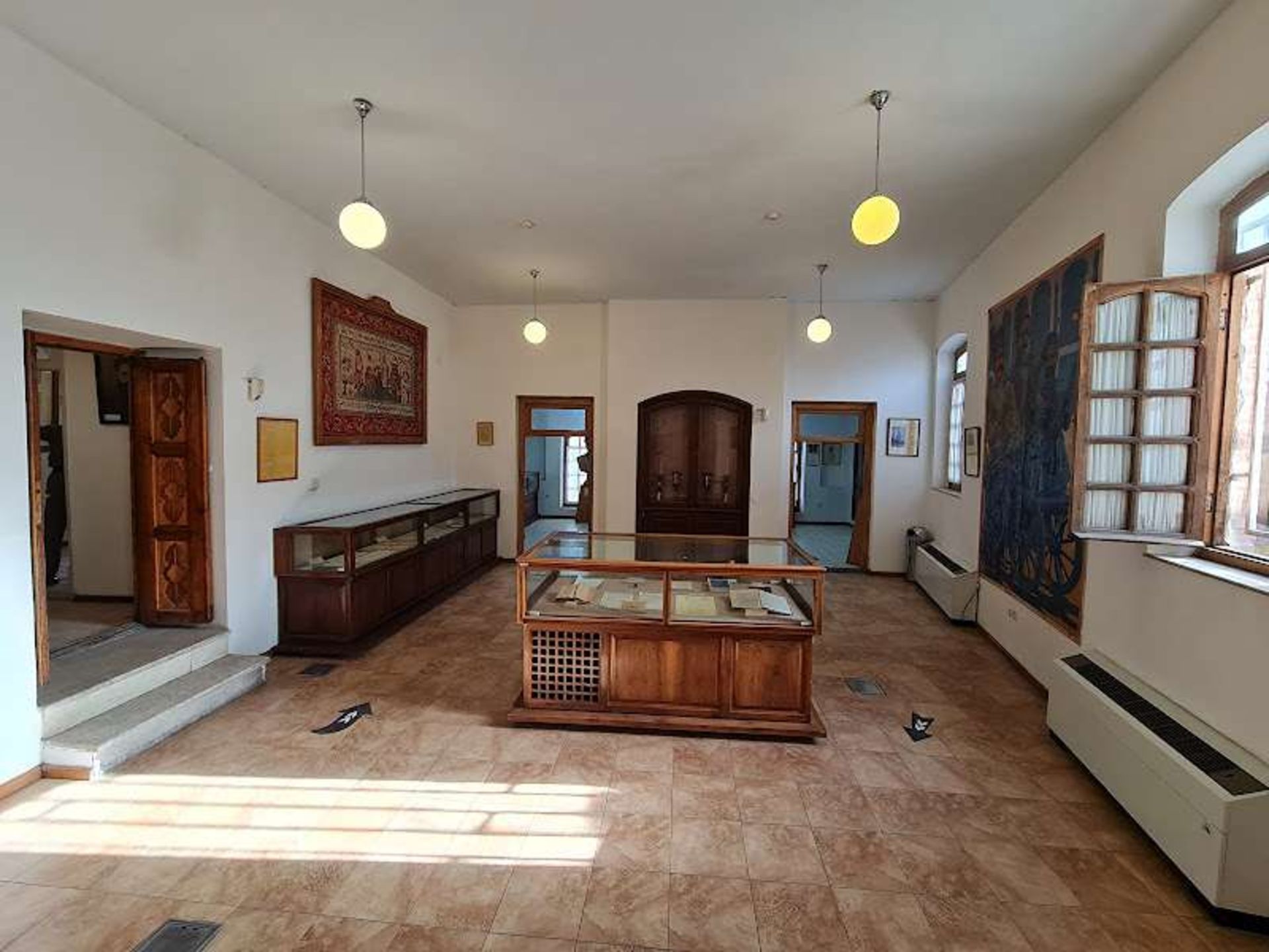 ویترین های خانه مشروطه تبریز