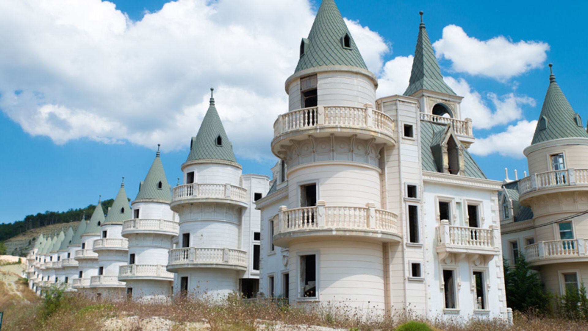 قصرهای برج الباباس