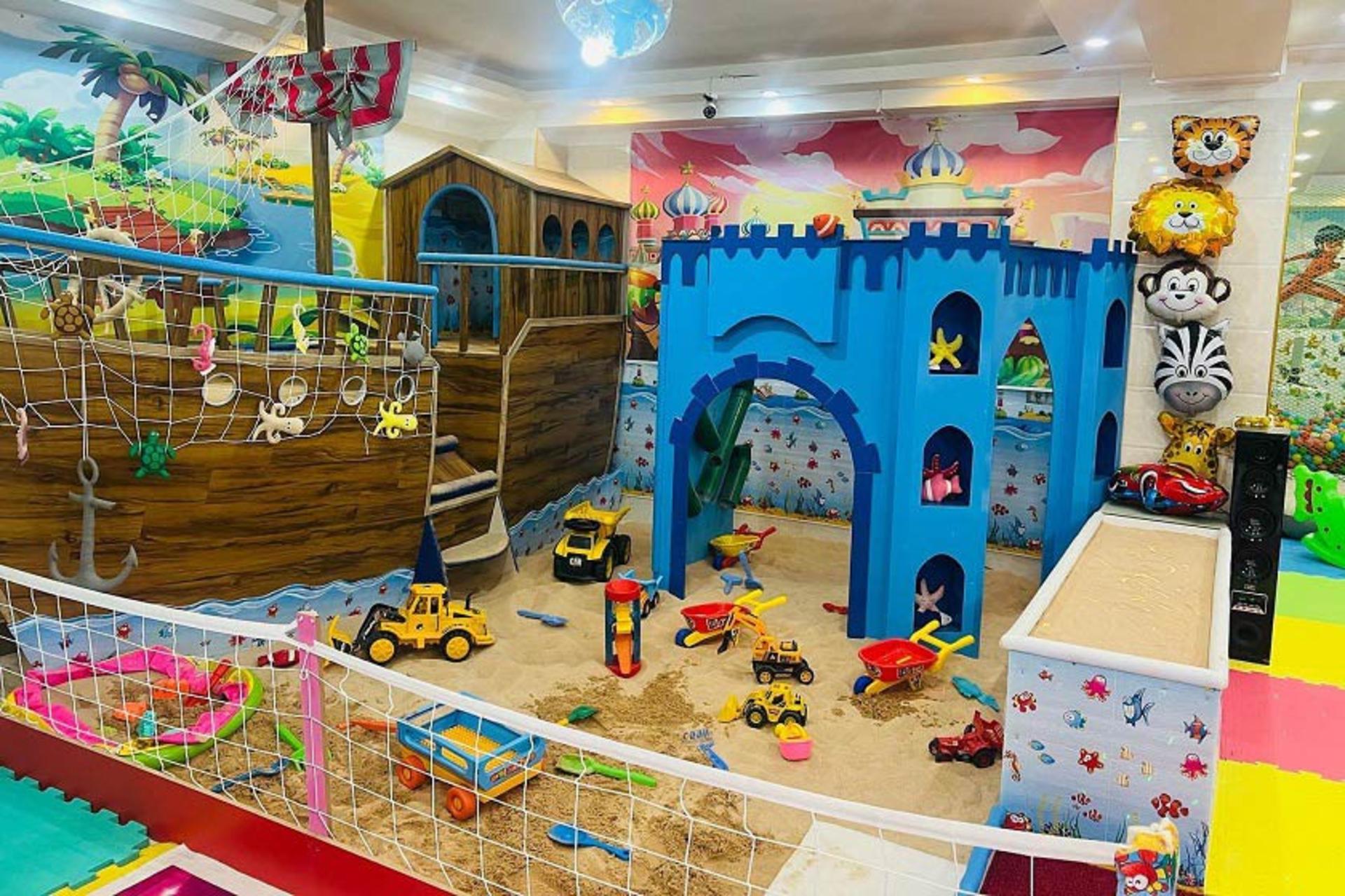 خانه بازی سرزمین کوچولوها تبریز 