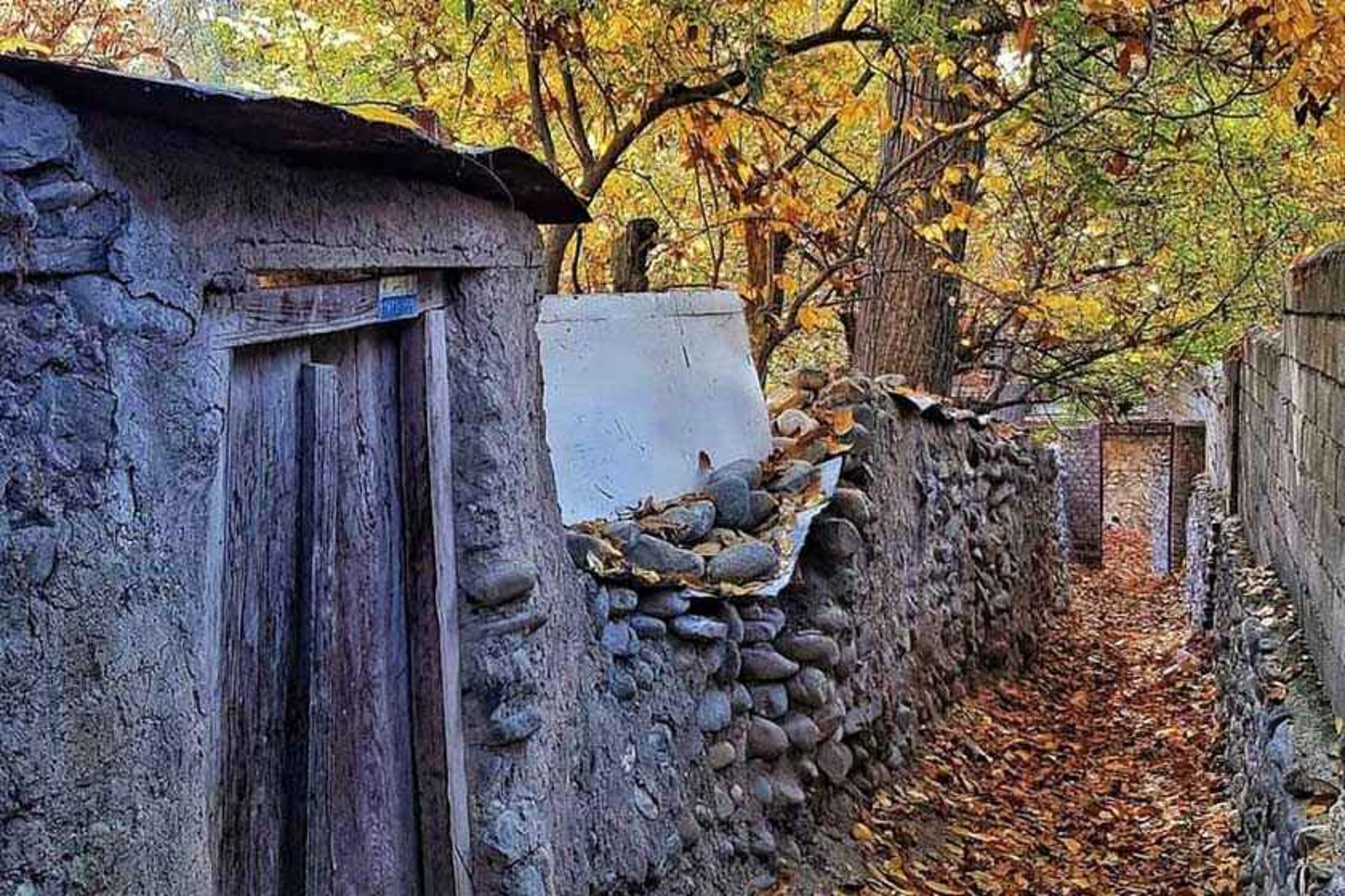 کوچه های برغان، منبع عکس: گوگل مپ، عکاس: هومن باقرپور نجف آباد