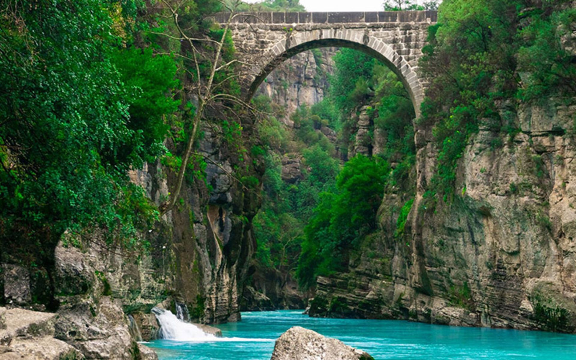 طبیعت پارک ملی کوپرولو کانیون