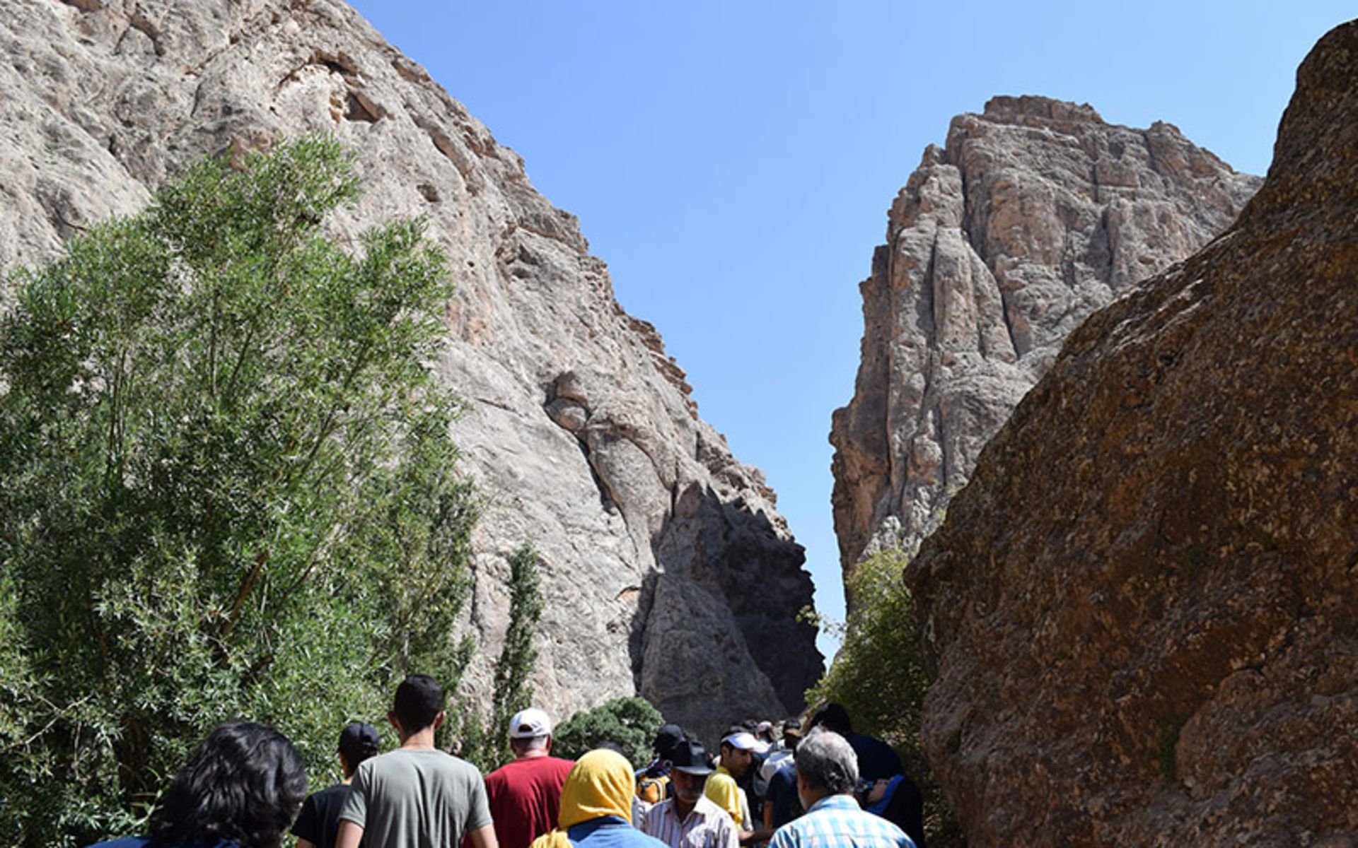 ازدحام گردشگران تنگه واشی