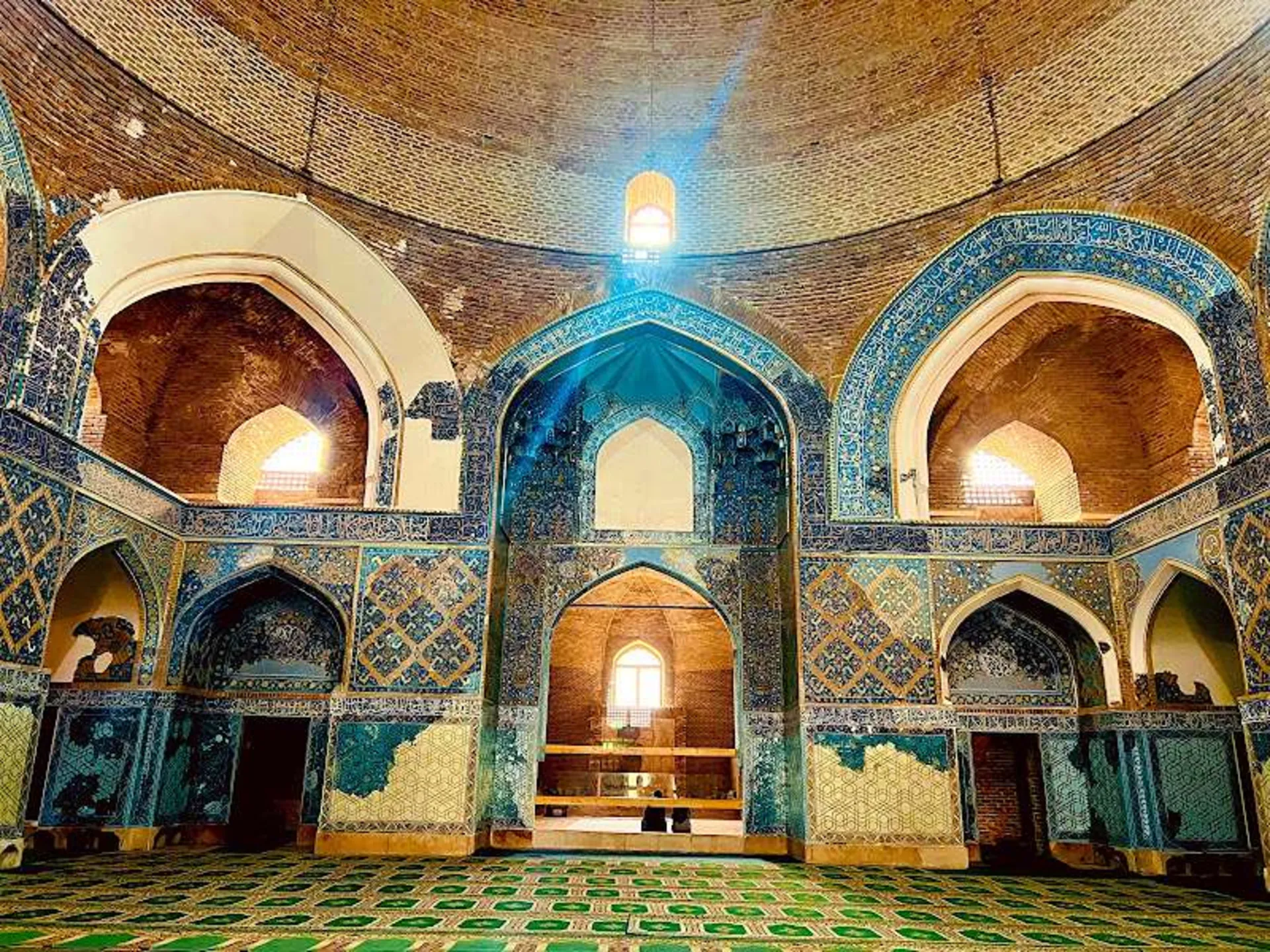 معماری مسجد کبود تبریز
