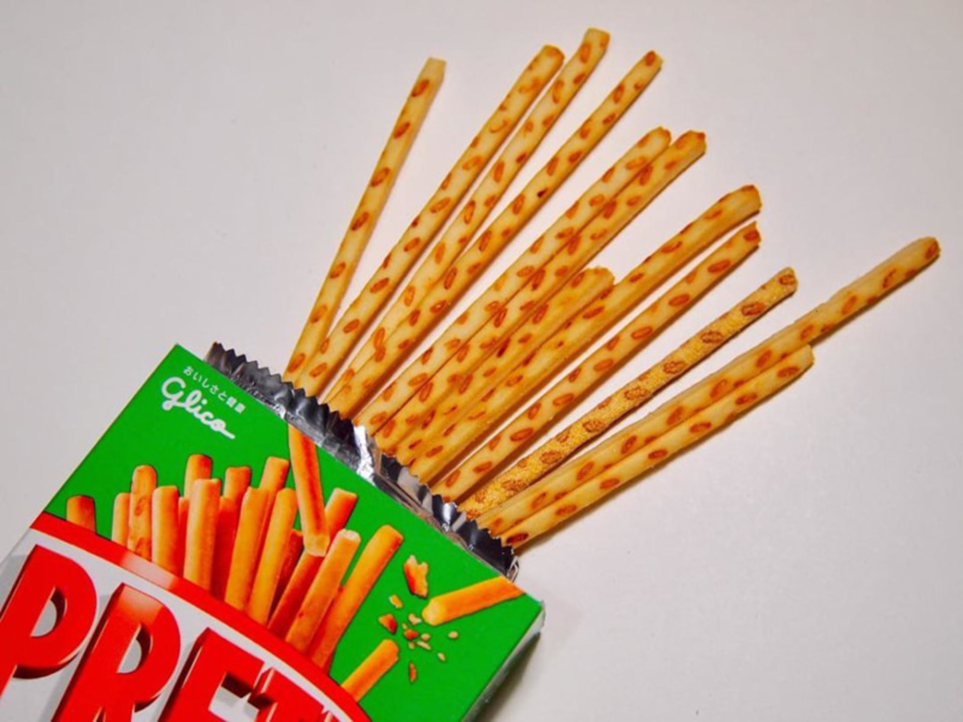 اسنک گلدوزی شده