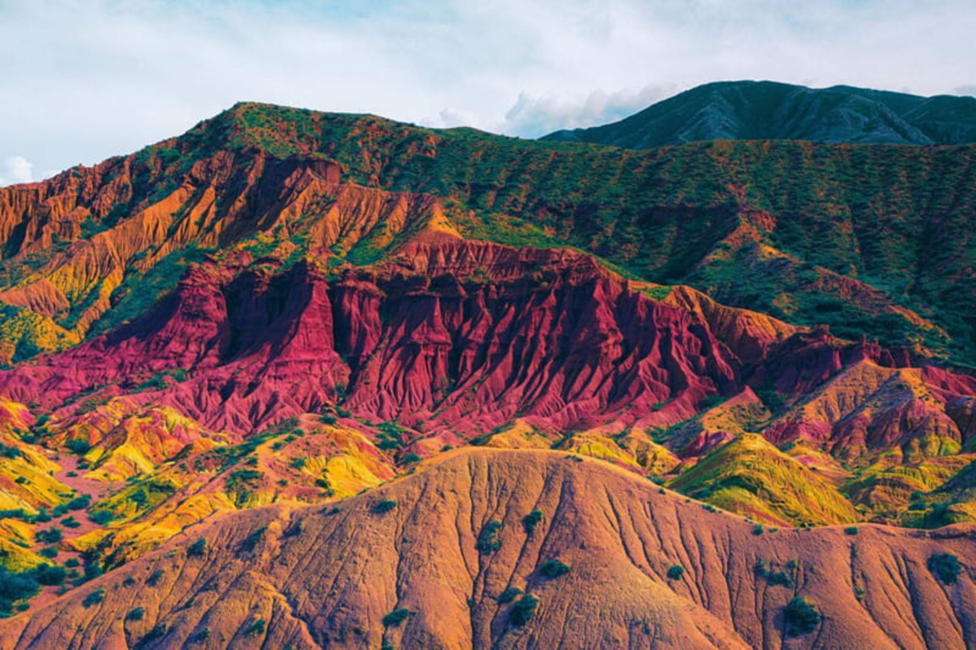 کوهستان رنگارنگ قرقیزستان