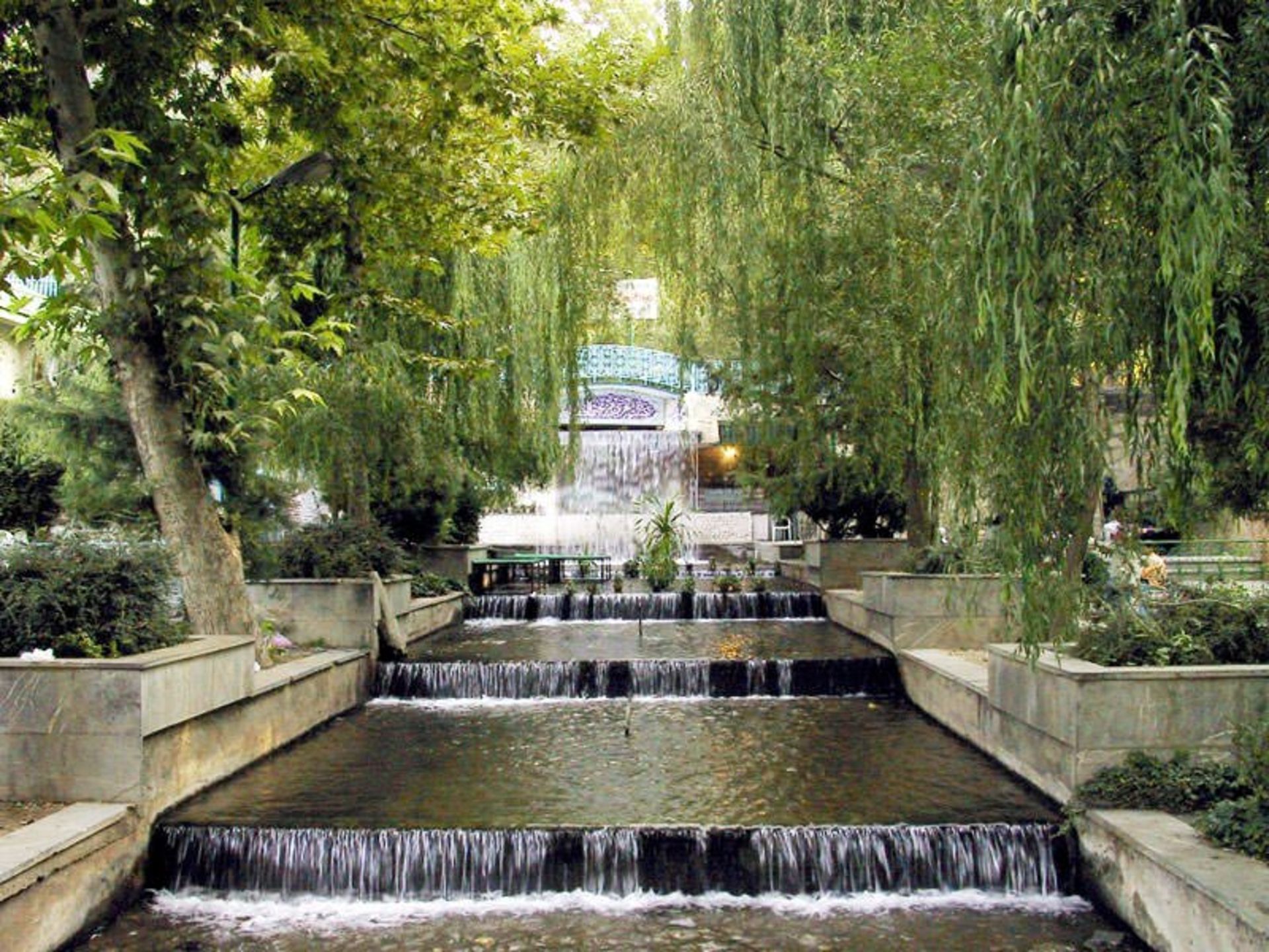 طبیعت محلات در بهار