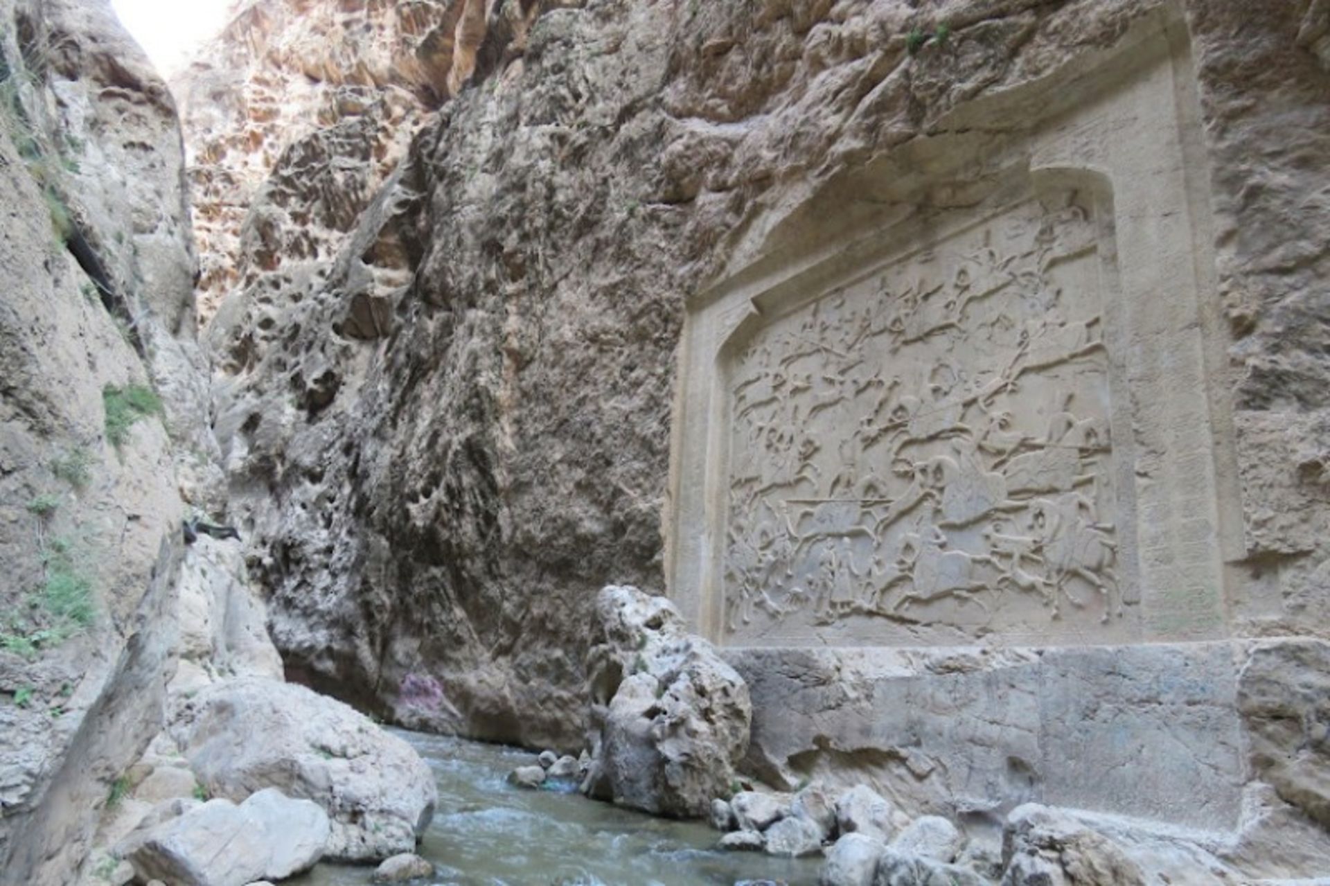 سنگ نگاره تنگه واشی