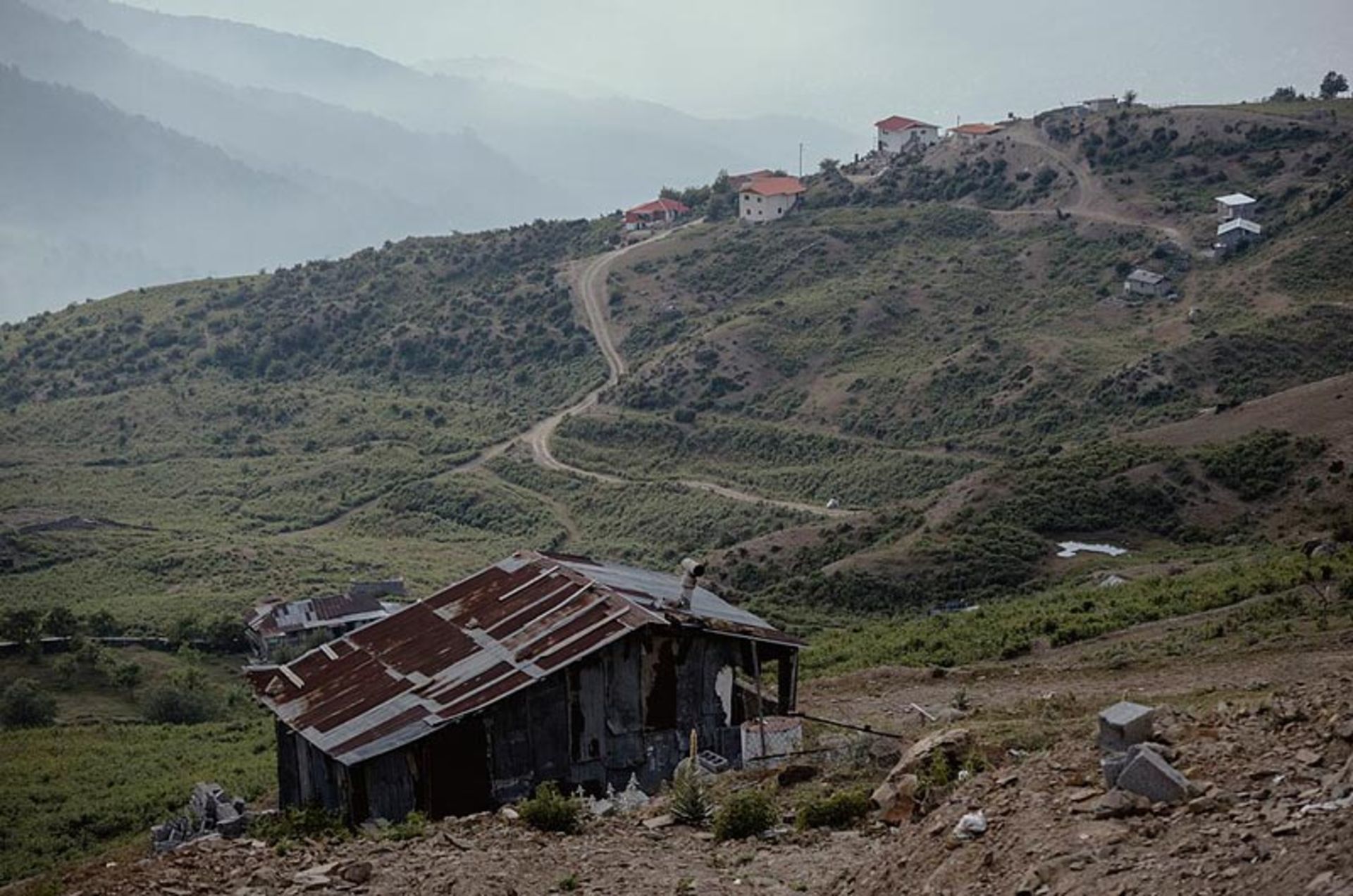 کلبه های روستای لاویج