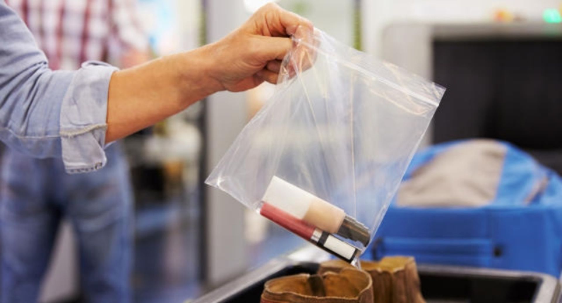 لوازم آرایشی مجاز در هواپیما