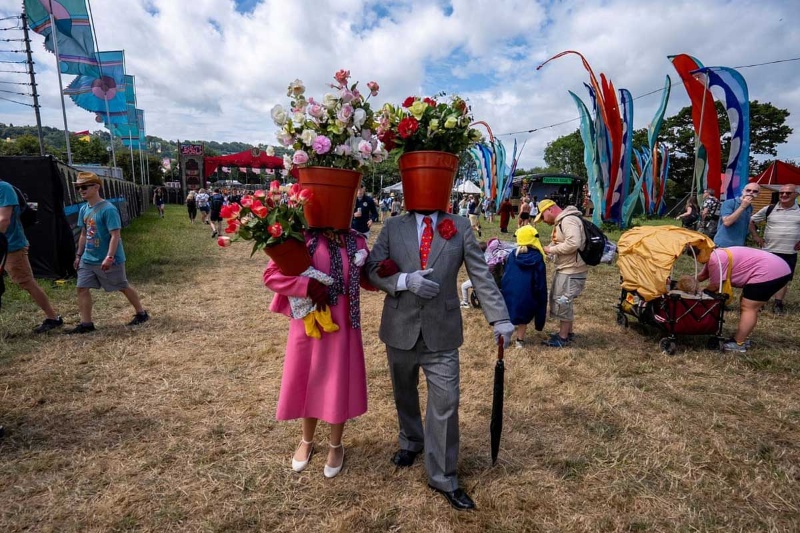تصاویر منتخب هفته؛ قابهایی از جنگ، زندگی و امید 10