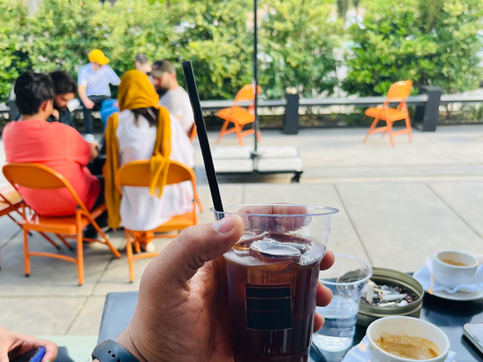 فضای روباز کافه گیشه شیراز