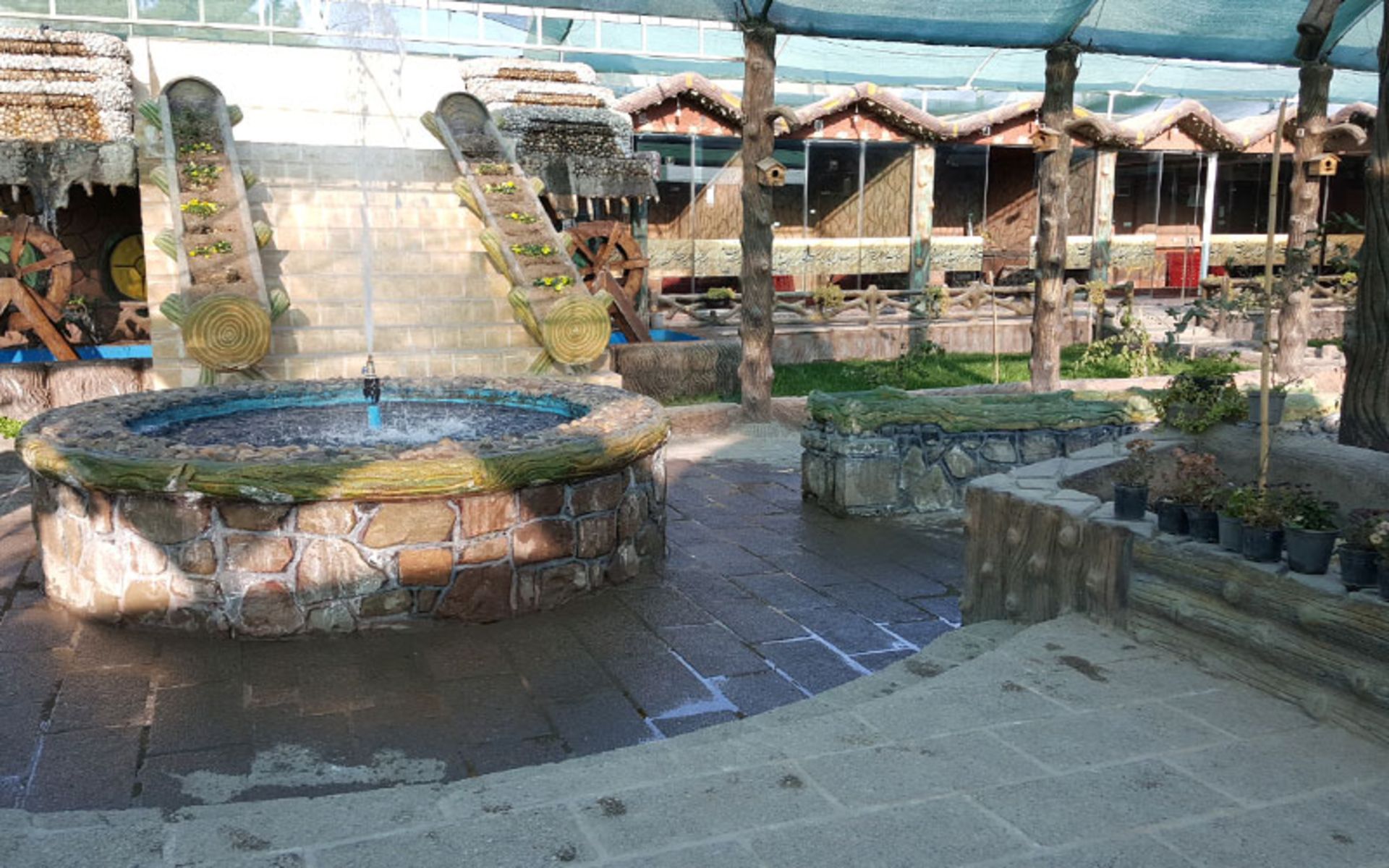 رستوران سنتی گرمسار