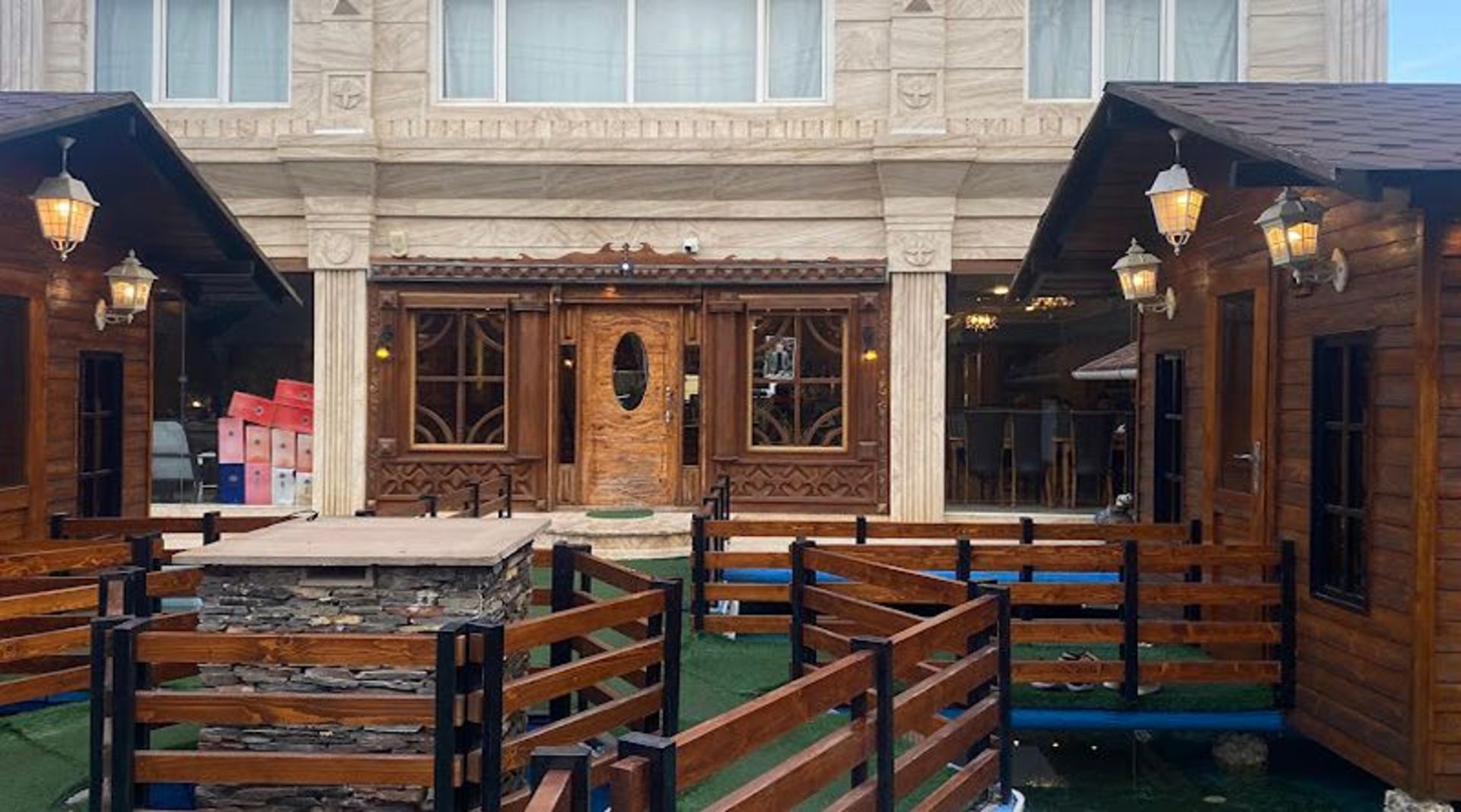 رستوران حسین چالوسی