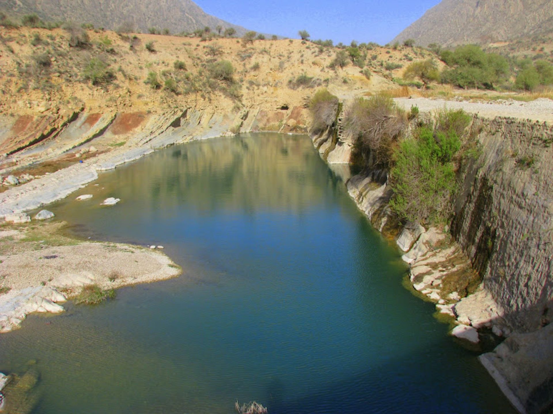 ارتفاع آب در بند بهمن 