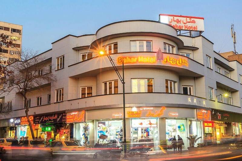 ویدیو | محله‌گردی در بهار نوستالژیک!