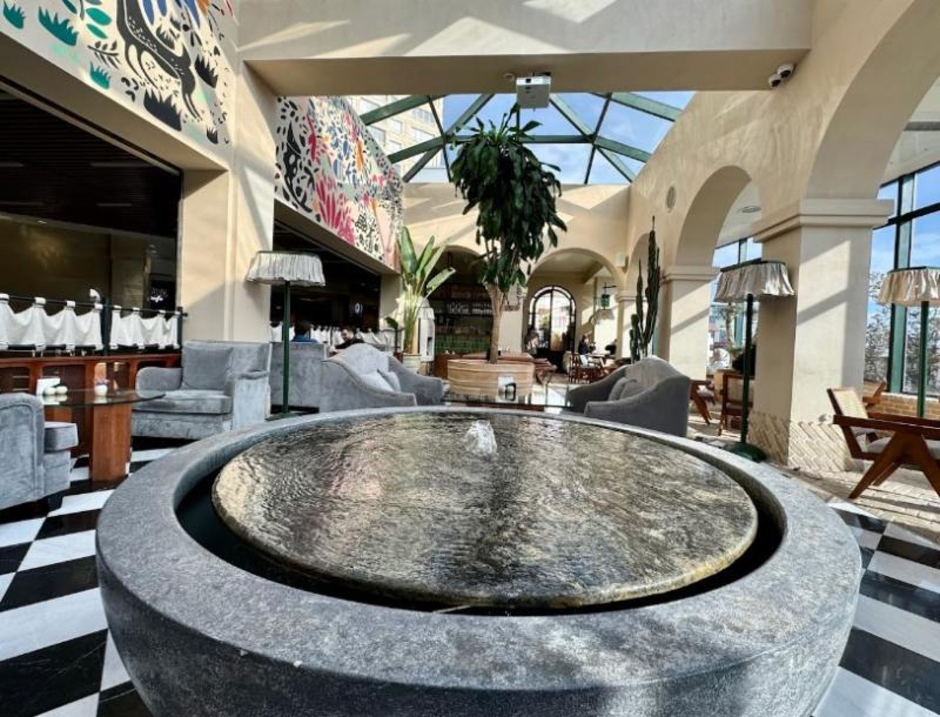 سالن و مبلمان کافه رستوران بلا ویستا