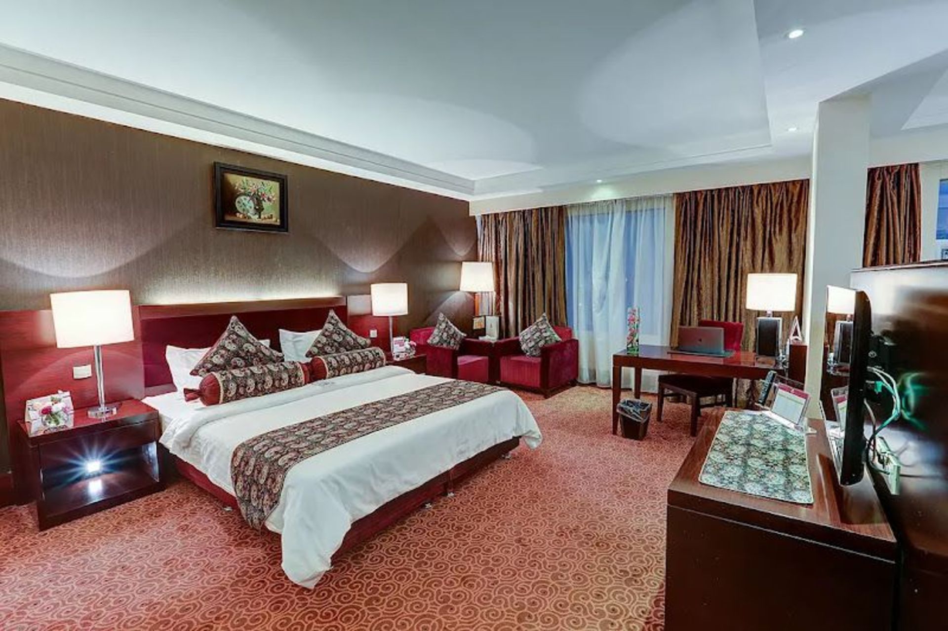 امکانات اتاق دو نفره هتل پارسیان آزادی تهران