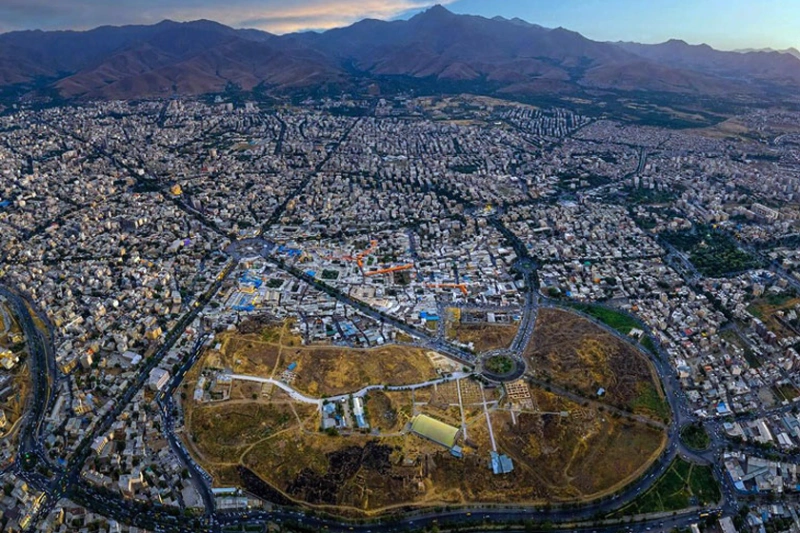 تونل گنج‌یابان در عرصه جهانی هگمتانه؛ ۳ حفار با ۲۰ اثر بازداشت شدند!