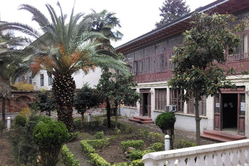 خانه قجری رشت زیر دست مرمتگران رفت