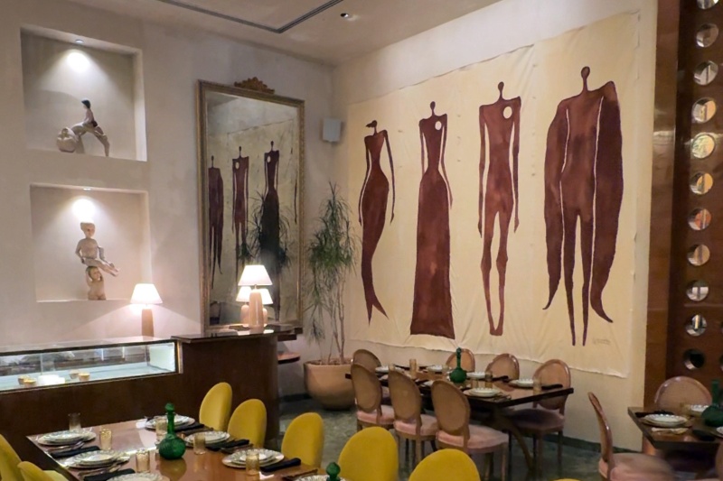 ویدیو | دیوان با دیوارنگاره‌هایی از نقاش خیابانی تهران