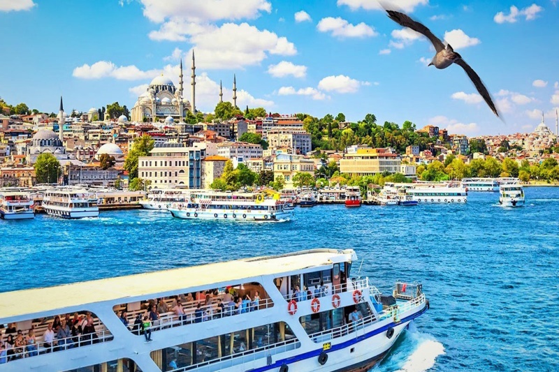 گردش در استانبول تابستانی؛ ۱۵ جای دیدنی و تفریح فراموش‌نشدنی