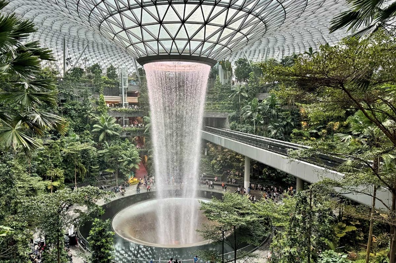 ۱۰ فرودگاه برتر دنیا در تحویل بار؛ وقتی چمدانها گم نمیشوند ۱۰ فرودگاه برتر دنیا در تحویل بار؛ وقتی چمدانها گم نمیشوند