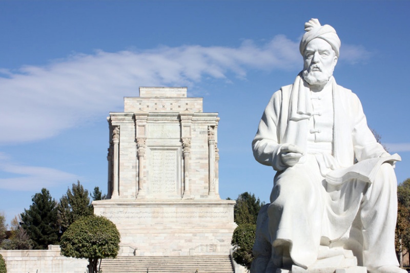 جنجال شوخی با فردوسی؛ دادستان علیه امپراتور اعلام جرم کرد