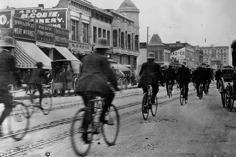 تاریخ پرماجرای کالیفرنیا؛ از سرزمین متروک تا قلب تجارت تاریخ پرماجرای کالیفرنیا؛ از سرزمین متروک تا قلب تجارت