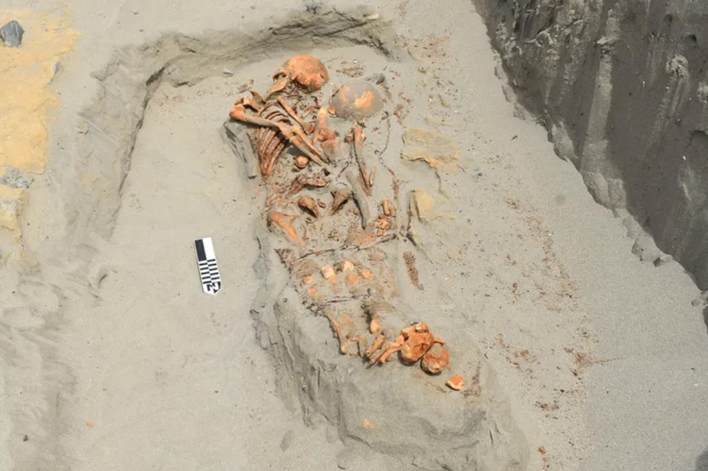 طناب دور گردن، دست‌ها بسته؛ کشف بقایای مراسم خشونت آمیز