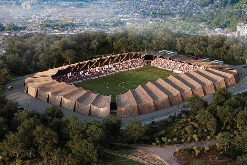 ورزشگاهی از جنس طبیعت؛ شاهکار چوبی فوکوشیما در دل ژاپن ورزشگاهی از جنس طبیعت؛ شاهکار چوبی فوکوشیما در دل ژاپن