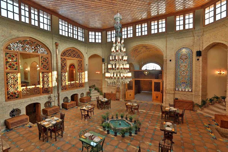 ویدیو | رستورانی برای ترکیب تاریخ، هنر و طعم ایرانی