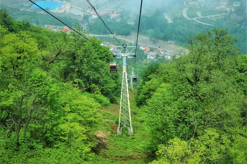 بهترین زمان سفر به نمک آبرود؛ از سرسبزی بهار تا خلوتی پاییز بهترین زمان سفر به نمک آبرود؛ از سرسبزی بهار تا خلوتی پاییز