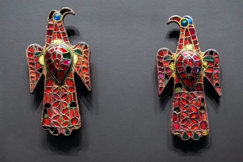 سنجاقهای ۱۵۰۰ ساله راز قدرت و مد زنان را فاش میکنند؟ سنجاقهای ۱۵۰۰ ساله راز قدرت و مد زنان را فاش میکنند؟