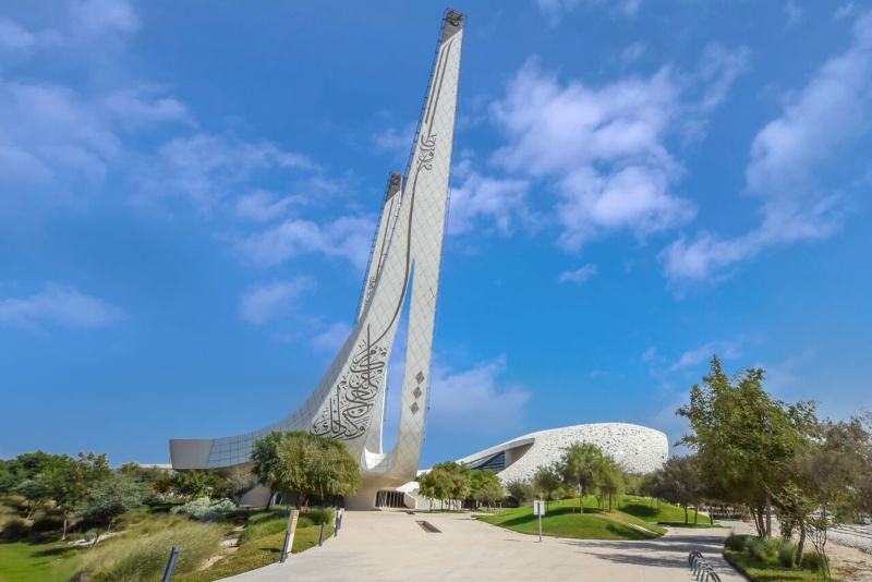 معماری که به سوی آسمان می‌نگرد؛ مسجدی در قطر، میان سنت و مدرنیته