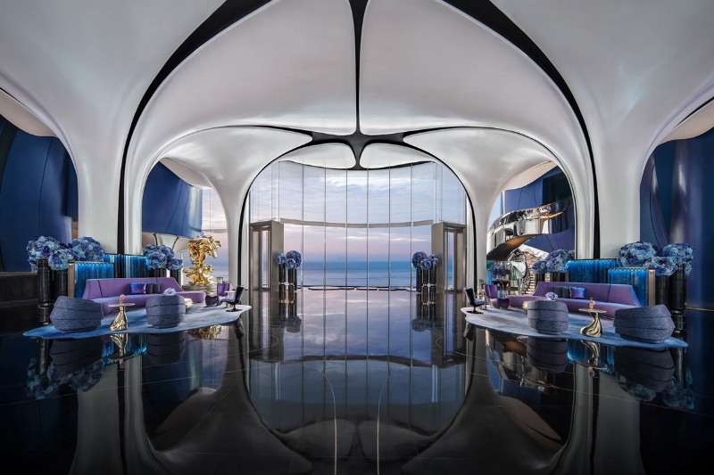 ریتم موج‌های دریا در معماری یک هتل؛ معماری در مرز واقعیت و رویا