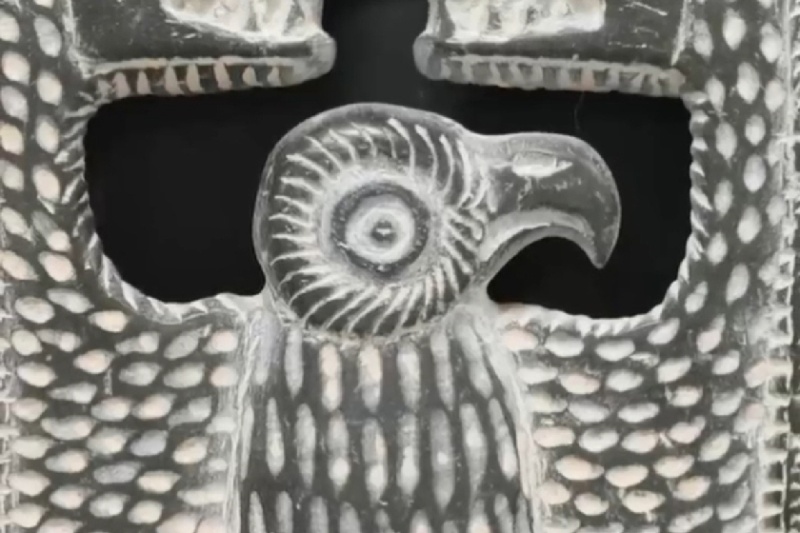 جزییات کشف ۴ اثر از قاچاقچیان در ایران؛ از پیکره شیر تا نقش عقاب