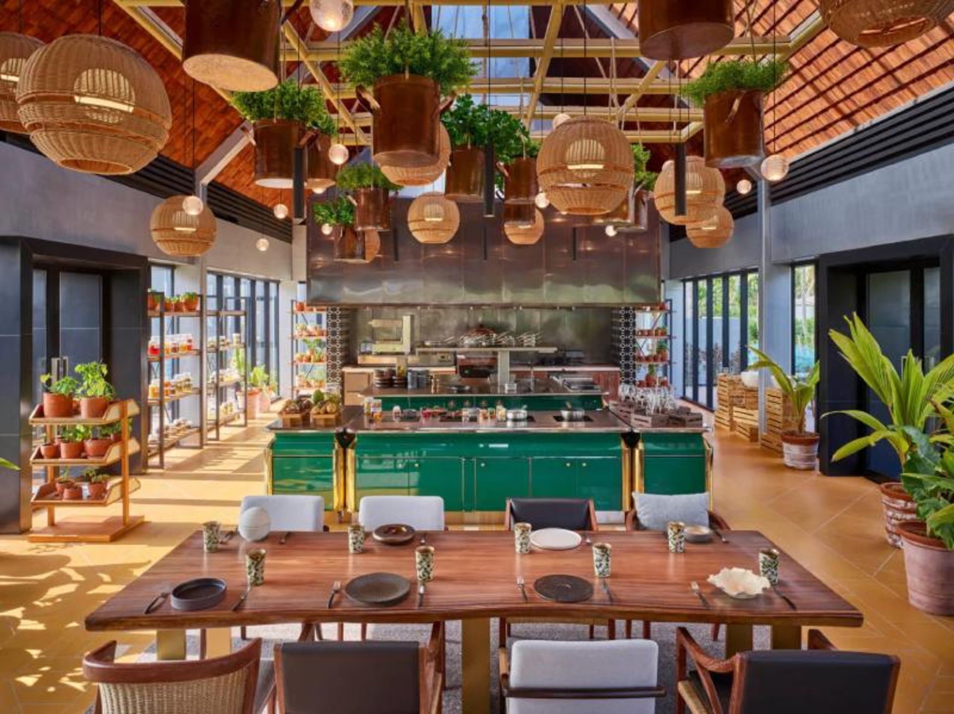 رستوران اقامتگاه والدورف آستوریا سیشل پلت آیلند