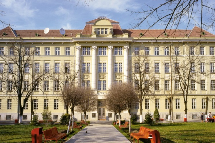 دانشگاه ویکتور بابش رومانی