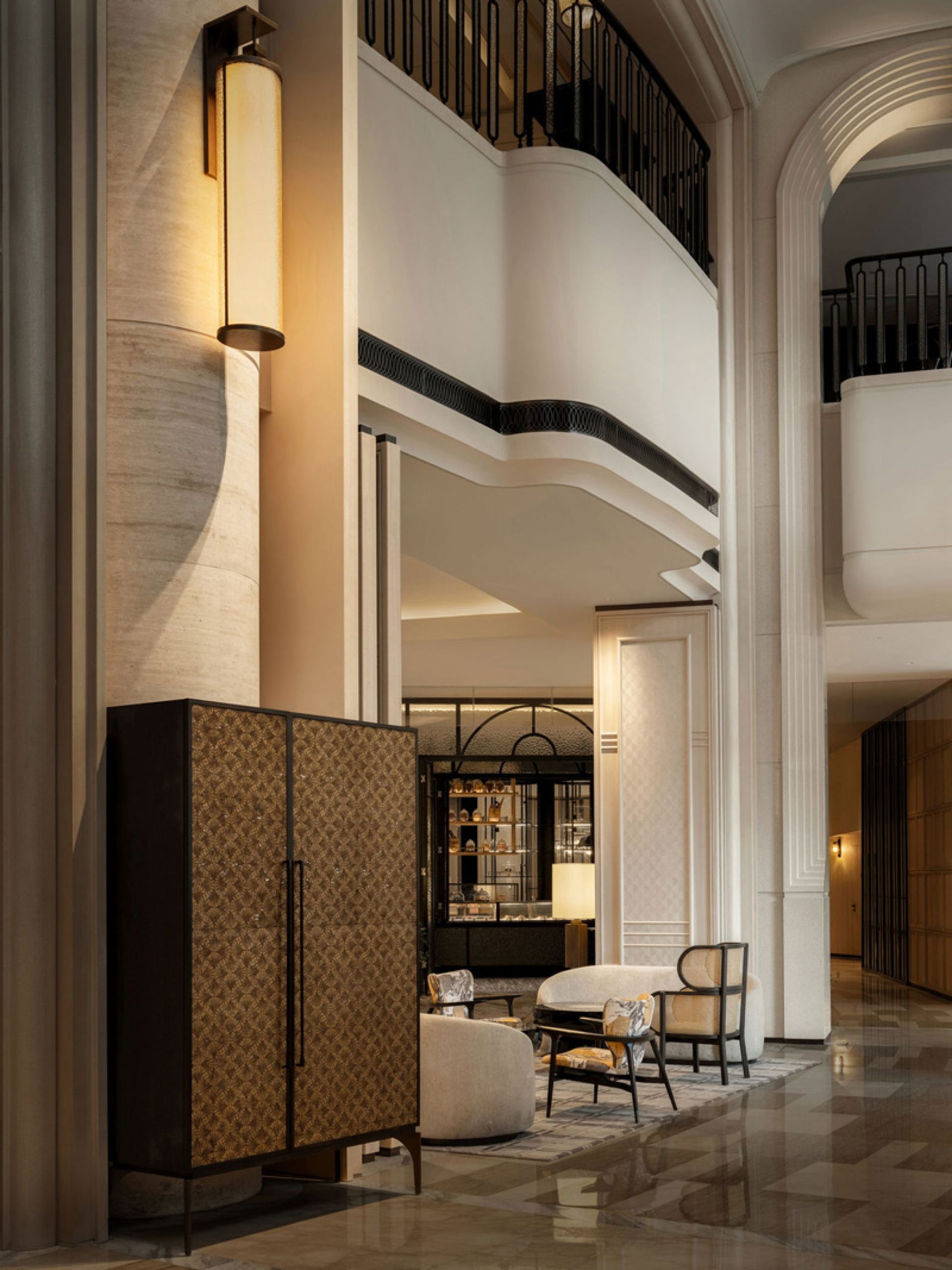 دکوراسیون لابی هتل هیلتون شانگهای