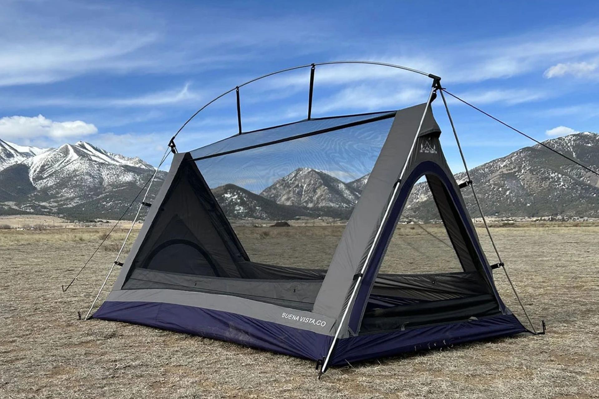 چادر مسافرتی توری در طبیعت