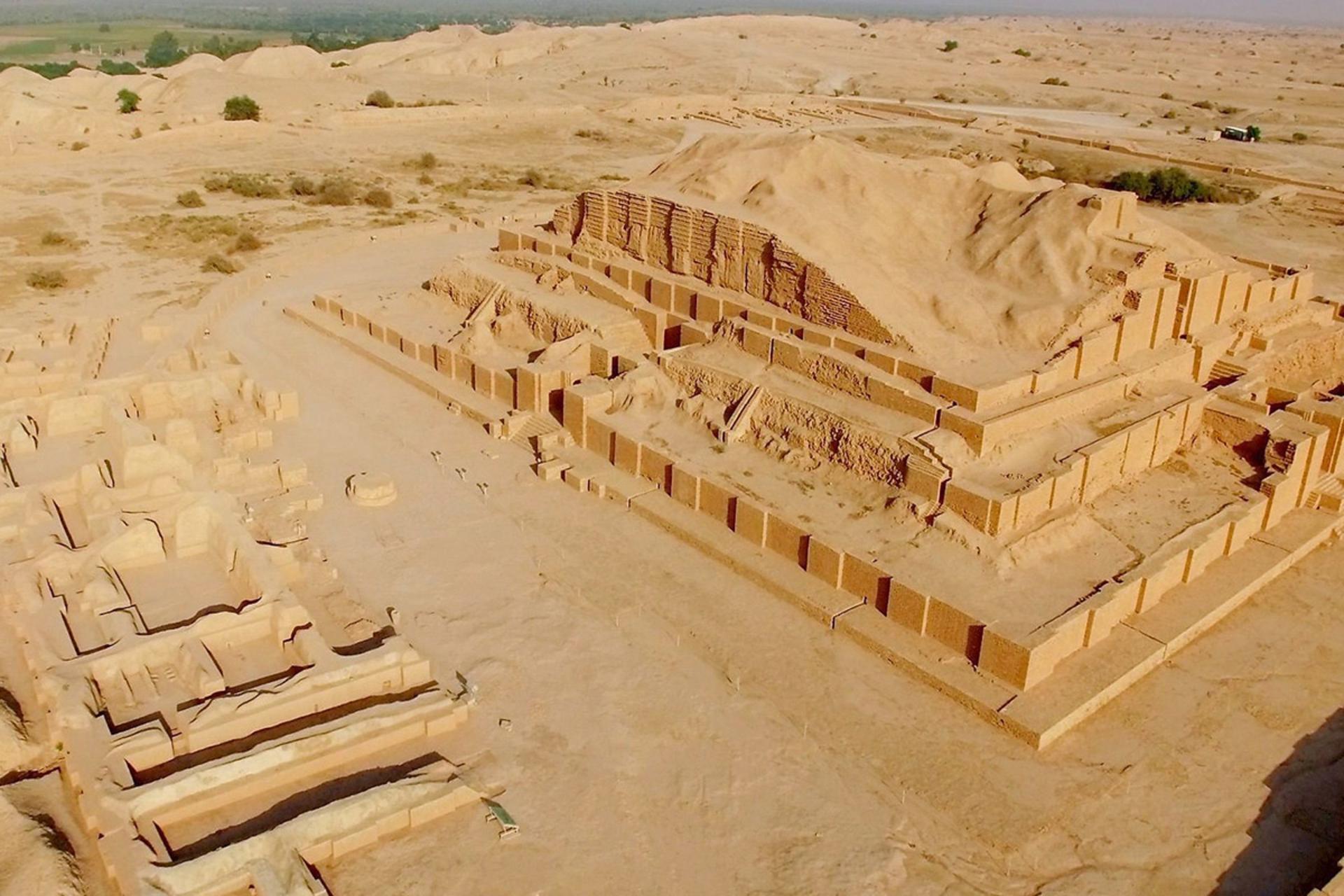 عکس هوایی از چغازنبیل