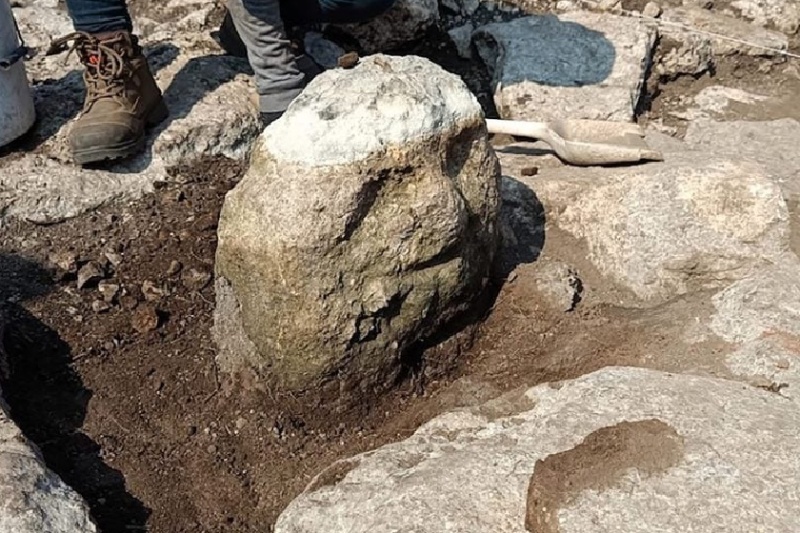 کشف پیرمرد ۲ هزار ساله مایا کنار ریل؛ قطار مایا جنجالی شد 2