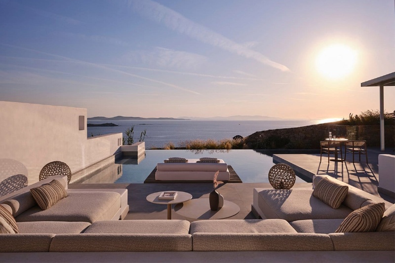 جواهر تازه میکونوس؛ اقامتگاهی که شما را در حیرت غرق میکند 2