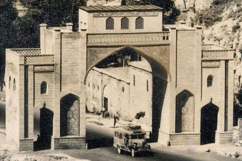 از دیلمیها تا قاجار؛ دروازهای که مسافران را با قرآن متبرک میکرد 7