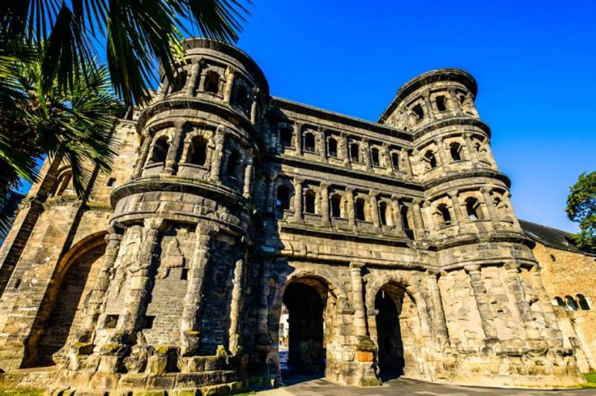 معماری دروازه سیاه آلمان