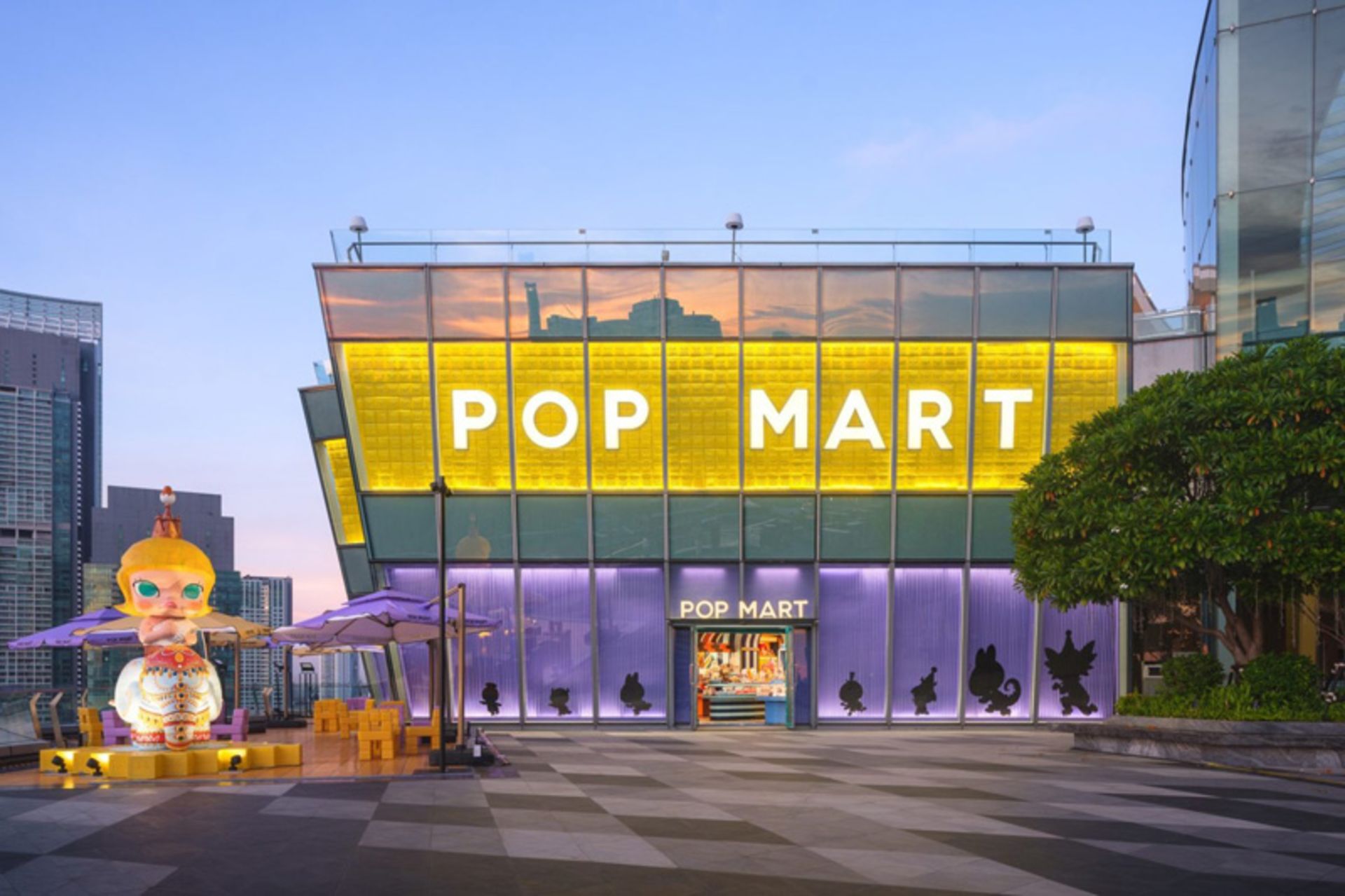 نمای بیرونی ساختمان اسباب فروشی پاپ مارت تایلند