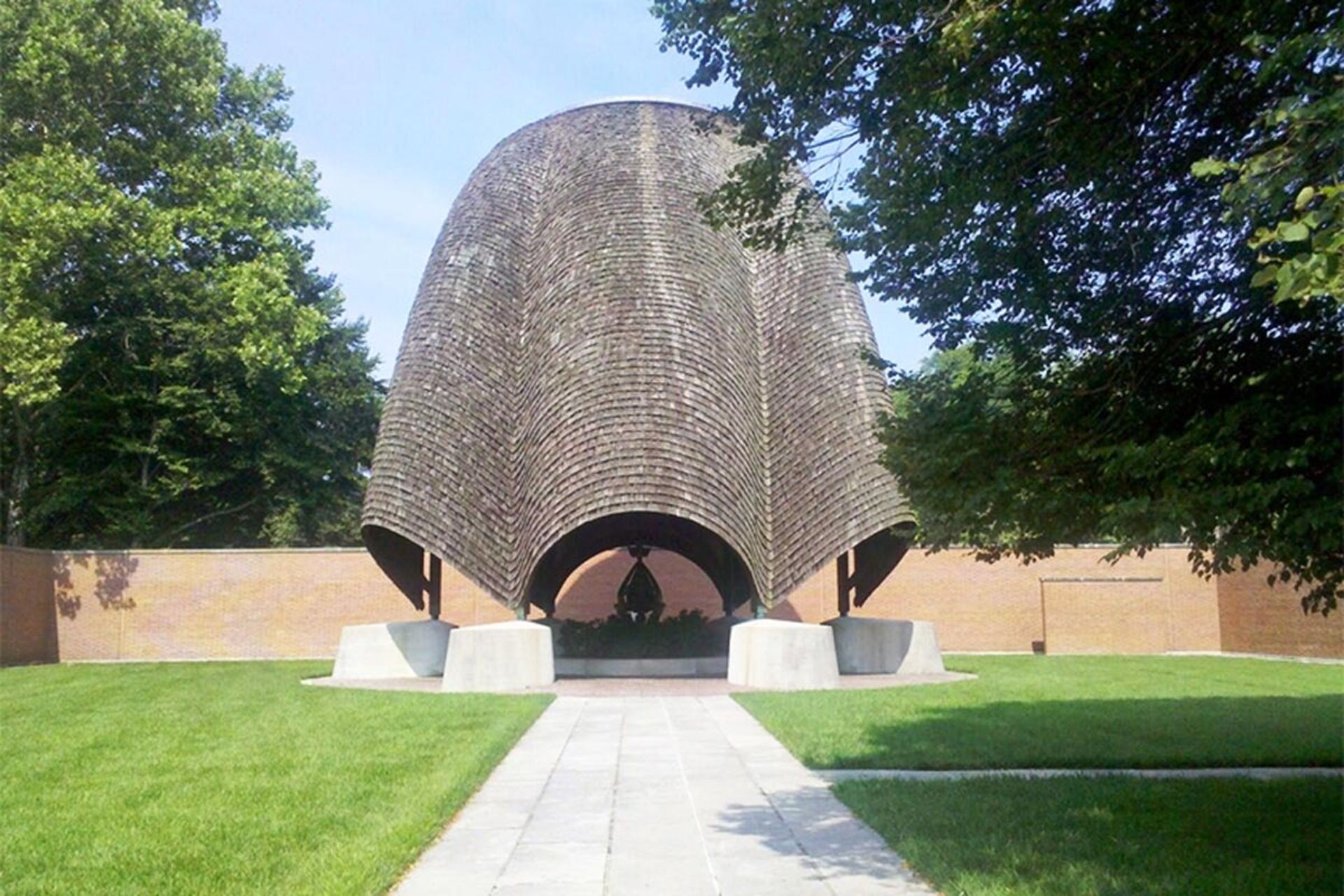 راز نیایش بیسقف؛ کلیسایی که آسمان را معبد کرده است 3 سازه کلیسای بدون سقف در آمریکا