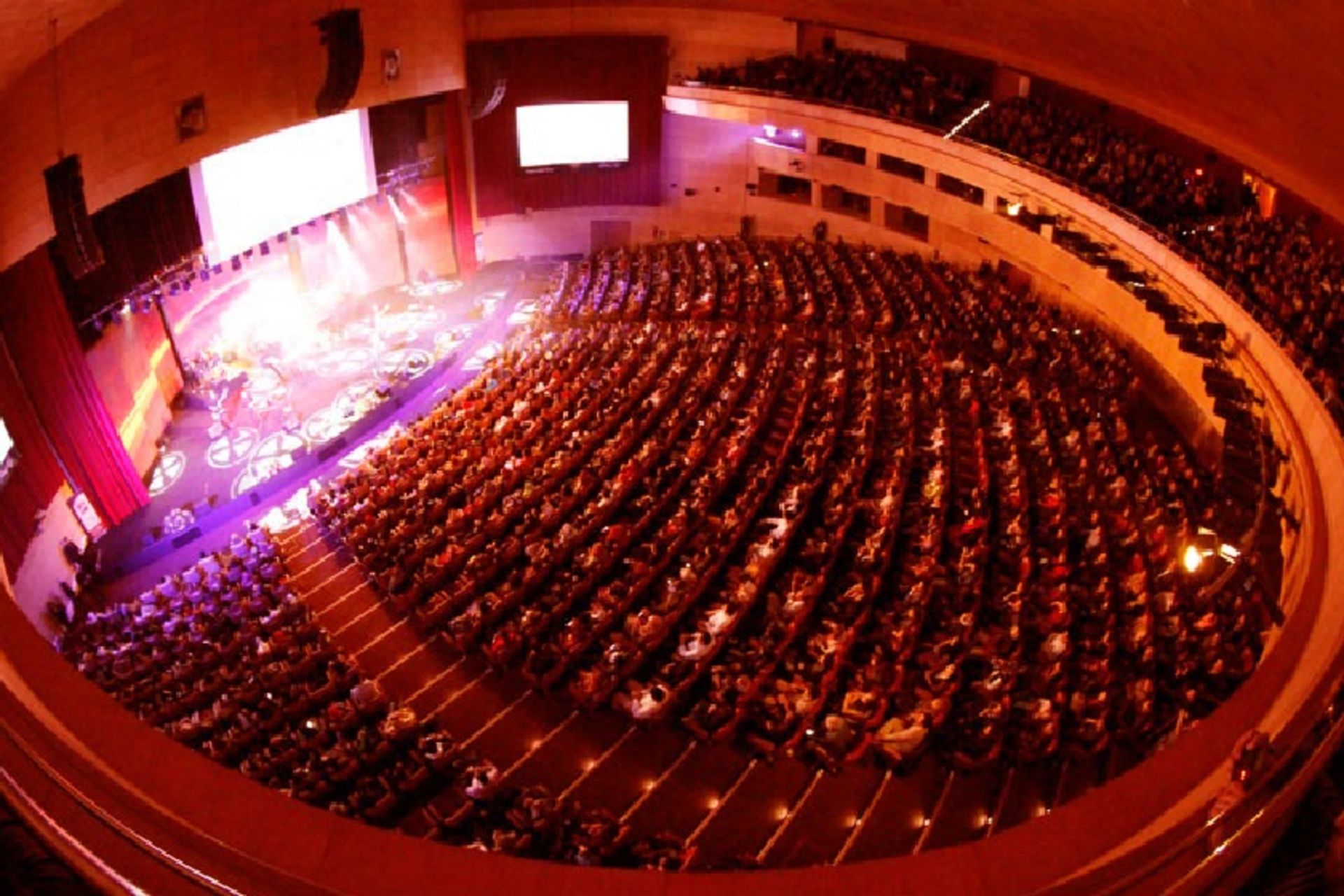 لغو کنسرتها در برج میلاد تکذیب شد 3 تکذیب لغو کنسرتهای برج میلاد