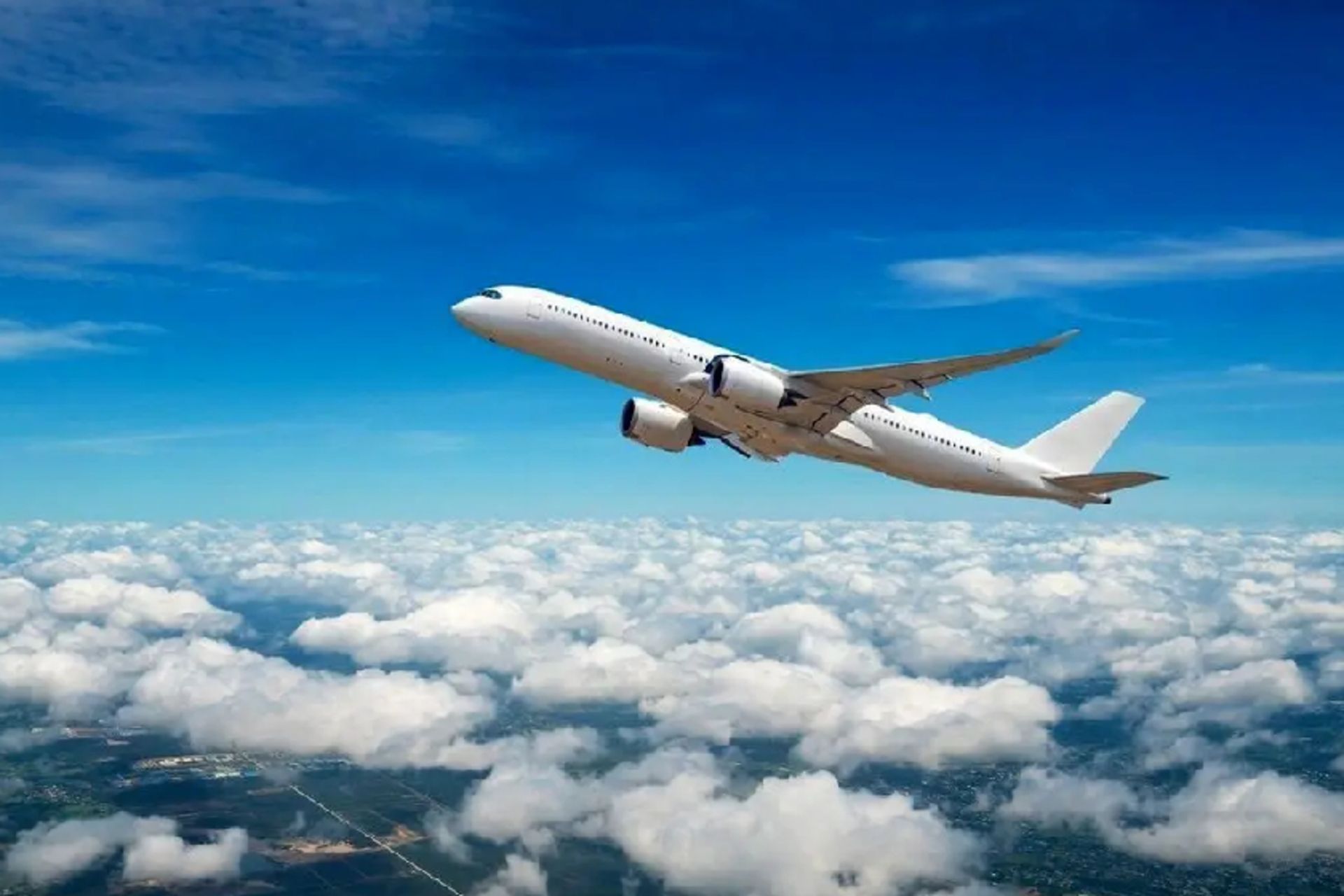 افزایش ۶ درصدی پروازهای عبوری؛ عبور روزانه ۷۹۵ پرواز از آسمان کشور 3 پروازهای عبوری از آسمان ایران