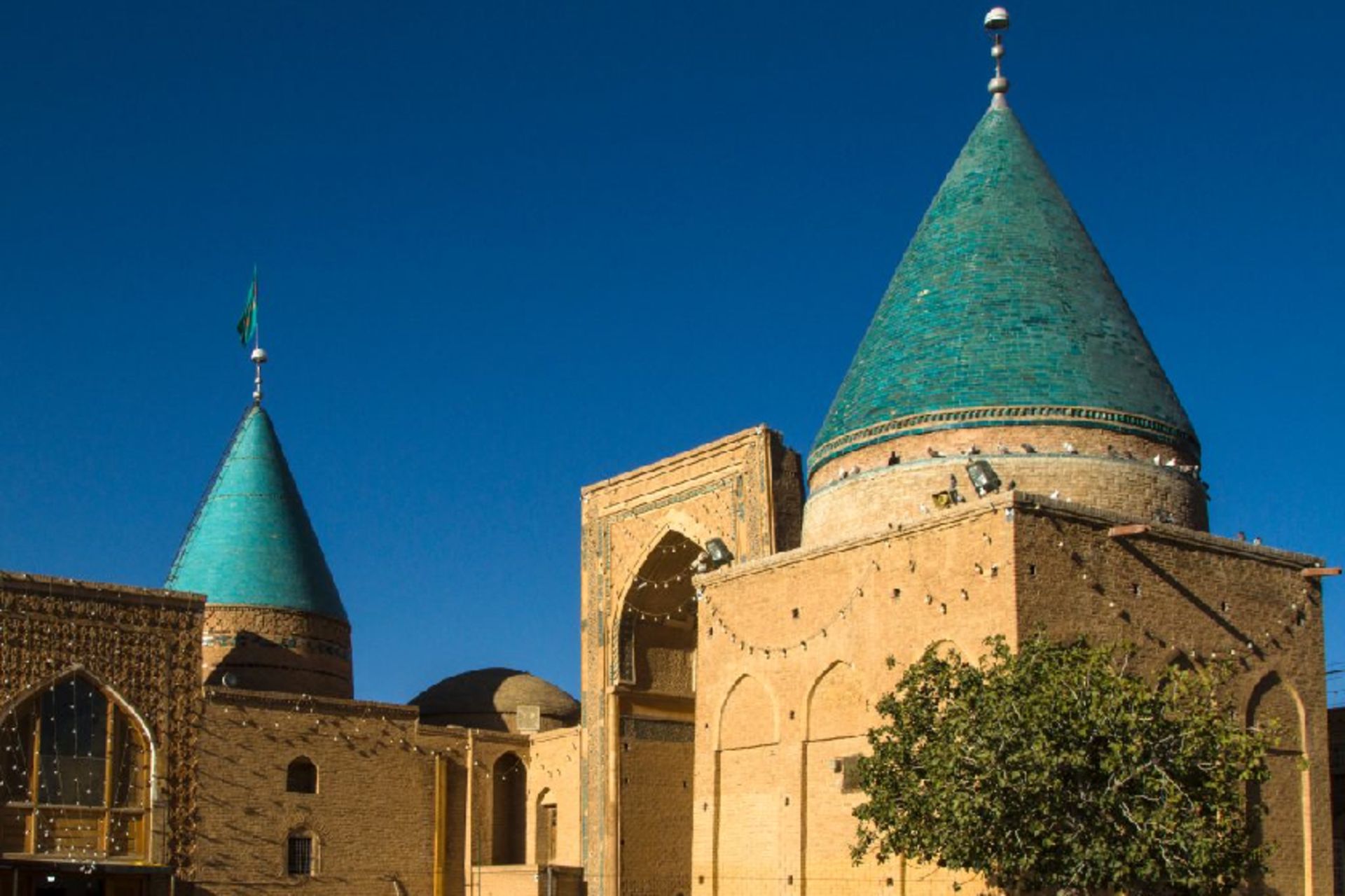 آرامگاه بایزید بسطامی 